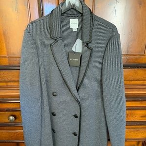 St. John double-breasted ladies overcoat with black leather trim, Size Large